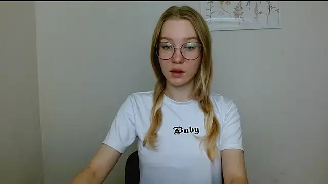 Snapshot of cindi_hot chatting on September 26, 2025, 9:02 am cindi hot online show from September 26, 2025, 9:02 am