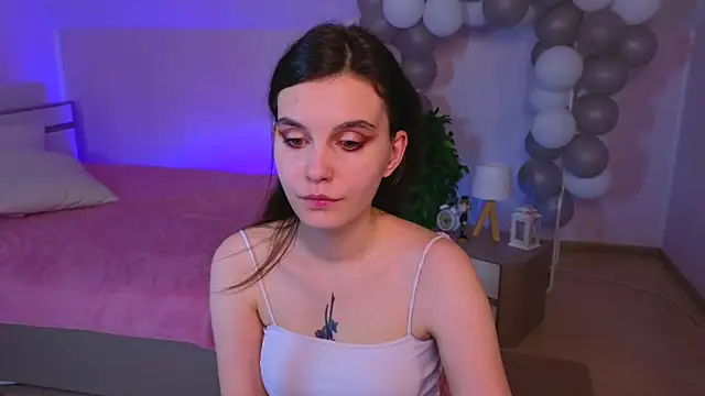 Snapshot of SusieMorris chatting on January 30, 2025, 2:49 am SusieMorris online show from January 30, 2025, 2:49 am