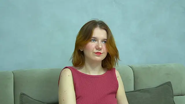 LessySmith online show from September 21, 2025, 4:41 pm