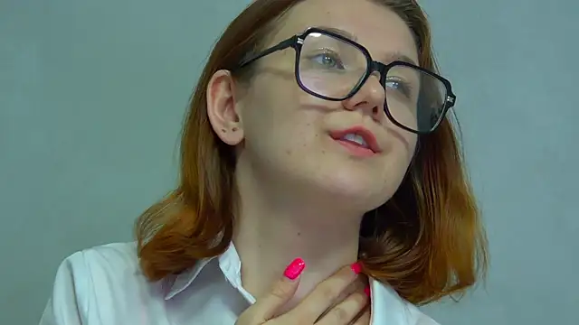 LessySmith online show from April 5, 2026, 4:42 am