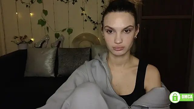 Aminakisuliawolf online show from March 6, 2026, 1:18 pm