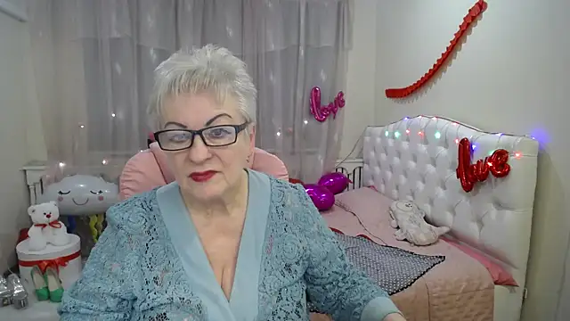 KayleSmoll online show from March 13, 2025, 1:21 am