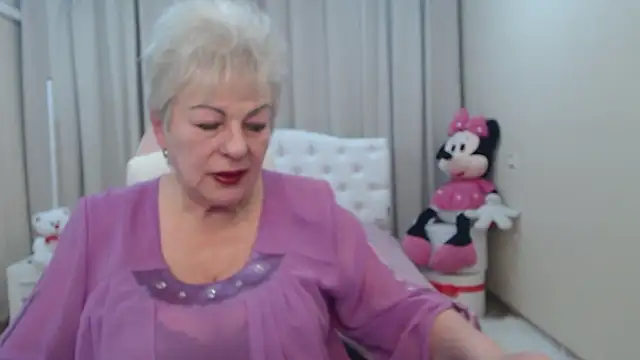 KayleSmoll online show from February 28, 2026, 7:37 pm