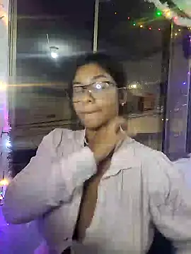 Sofythom1 online show from December 5, 2024, 11:18 pm