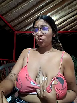 Sofythom1 online show from October 10, 2025, 2:54 am