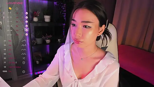 Snapshot of sensualily chatting on September 13, 2025, 3:56 pm sensualily online show from September 13, 2025, 3:56 pm