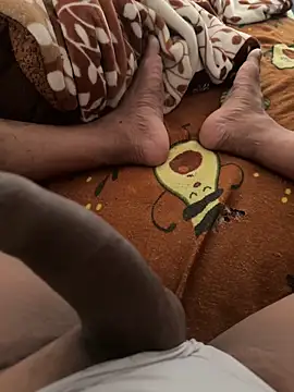 Snapshot of elber-gdo chatting on October 1, 2025, 9:21 pm elber-gdo online show from October 1, 2025, 9:21 pm