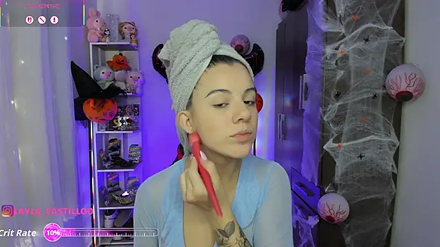 Layla castilloo online show from October 24, 2025, 2:57 pm