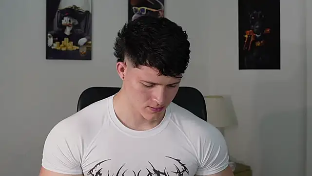 Hazzan Velez online show from April 27, 2026, 6:39 pm