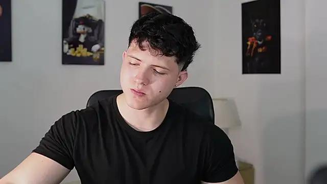 Hazzan Velez online show from April 28, 2026, 8:14 pm