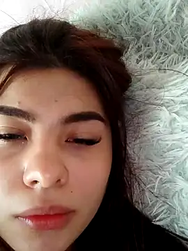 Danna adams01 online show from December 5, 2024, 4:44 pm