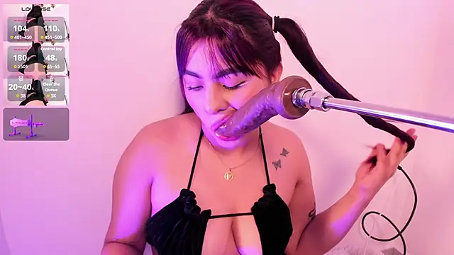 Danna adams01 online show from February 6, 2026, 10:02 pm