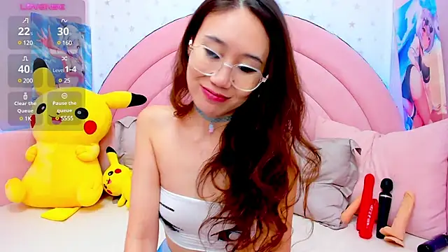 Nao  Chan  online show from March 4, 2025, 4:27 am