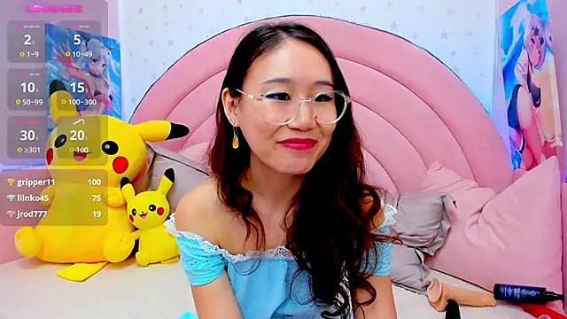 Nao  Chan  online show from March 13, 2025, 4:38 am