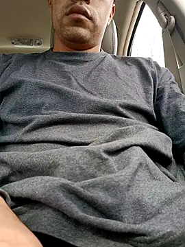 Alfrendino44 online show from April 12, 2026, 7:41 pm