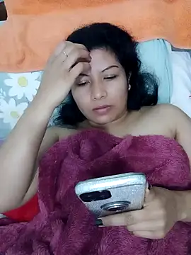 Snapshot of katymojadit chatting on March 2, 2025, 8:29 pm katymojadit online show from March 2, 2025, 8:29 pm