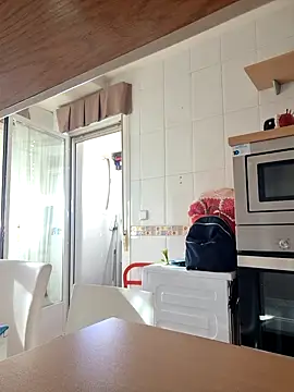 Snapshot of katymojadit chatting on November 28, 2025, 9:12 am katymojadit online show from November 28, 2025, 9:12 am