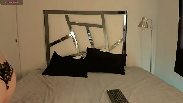 jey 7m online show from April 18, 2026, 9:48 pm