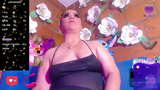 IngritBitch online show from July 12, 2026, 7:54 am