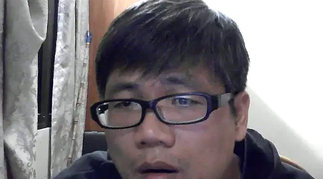 Snapshot of findagirlfriend chatting on December 1, 2024, 7:36 pm findagirlfriend online show from December 1, 2024, 7:36 pm