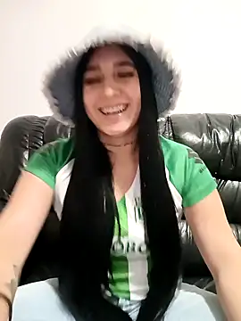 Juanamd1 online show from December 18, 2024, 11:56 am