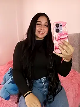 Juanamd1 online show from October 23, 2025, 12:26 pm