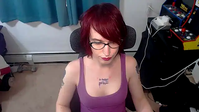 Snapshot of RyffBurnz chatting on March 10, 2026, 5:18 pm RyffBurnz online show from March 10, 2026, 5:18 pm