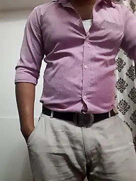 Guyinshortss online show from April 17, 2026, 7:17 pm