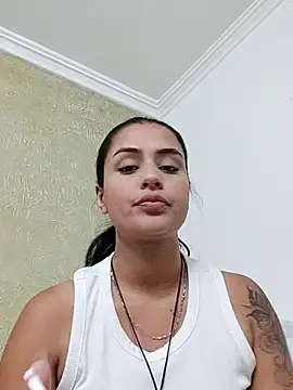 Snapshot of EmmaTorres_ chatting on September 24, 2025, 8:23 pm EmmaTorres  online show from September 24, 2025, 8:23 pm