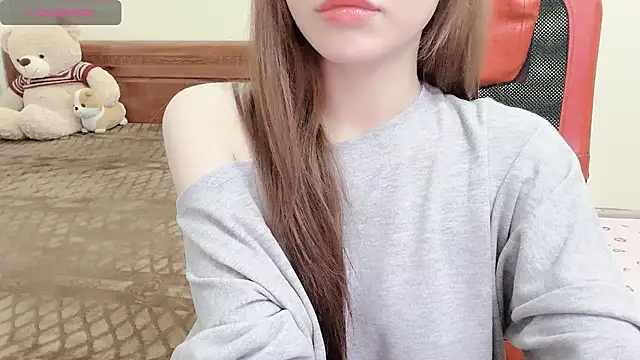 Snapshot of TrinhH_Nabbi chatting on December 12, 2024, 1:39 pm TrinhH Nabbi online show from December 12, 2024, 1:39 pm