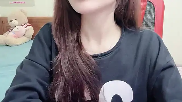 Snapshot of TrinhH_Nabbi chatting on January 2, 2025, 1:30 pm TrinhH Nabbi online show from January 2, 2025, 1:30 pm