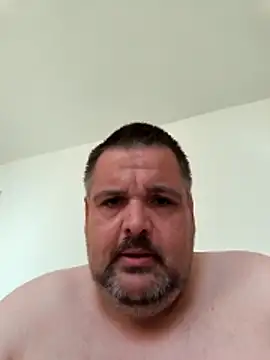 Ronny2510 online show from April 28, 2026, 2:11 pm