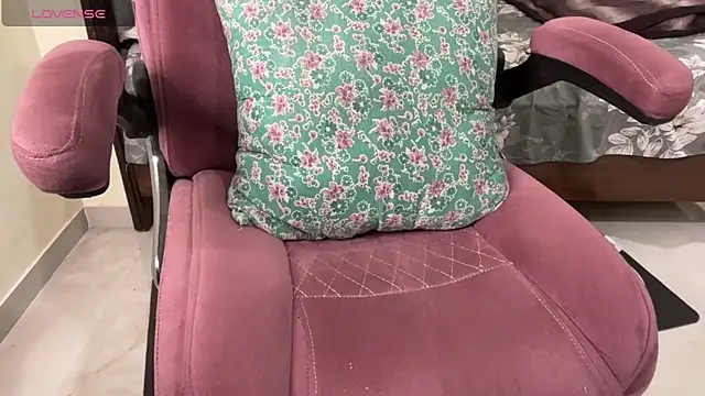 Dazzling  ira online show from April 20, 2026, 9:38 pm