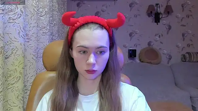 MadeleineWiliams online show from January 16, 2025, 4:38 am