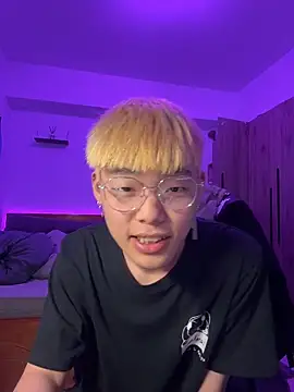 Hitoshi1210 online show from March 10, 2026, 7:52 pm