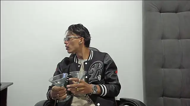 TommyGun 22 online show from March 19, 2026, 11:42 pm