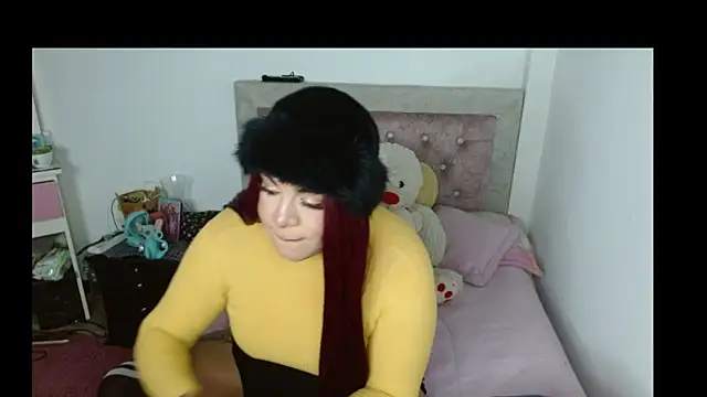 kim hot69  online show from October 9, 2025, 12:25 pm