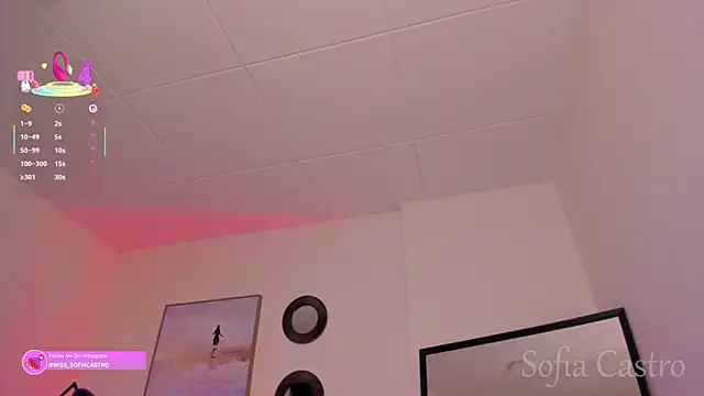 miss sofiaa online show from February 26, 2025, 5:07 pm