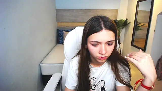 liseth fox online show from December 11, 2024, 11:00 pm