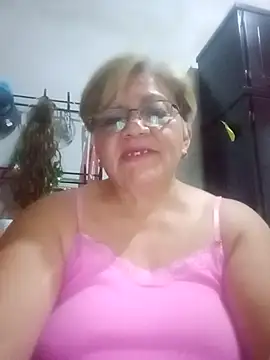 Madrastrahot69 online show from September 12, 2025, 9:37 pm