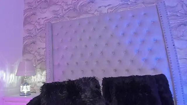 Snapshot of Kev_jenner chatting on January 19, 2025, 2:04 am Kev jenner online show from January 19, 2025, 2:04 am