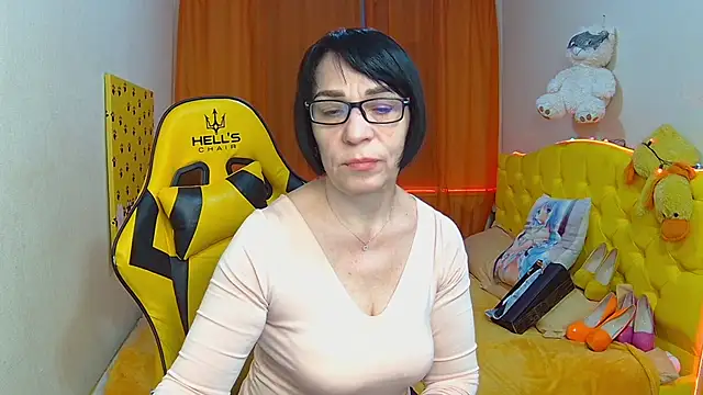 SandraHormas online show from February 11, 2025, 7:44 am