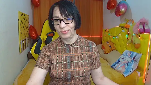 SandraHormas online show from March 19, 2025, 8:34 am