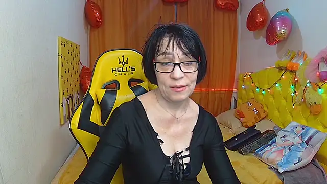 SandraHormas online show from March 19, 2025, 2:46 pm