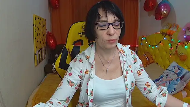 SandraHormas online show from March 20, 2025, 11:27 am