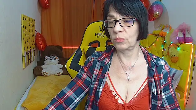 SandraHormas online show from March 21, 2025, 1:56 pm