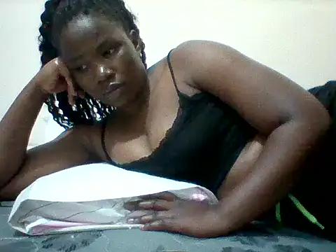 Snapshot of sweetangel41 chatting on April 29, 2026, 5:30 pm sweetangel41 online show from April 29, 2026, 5:30 pm