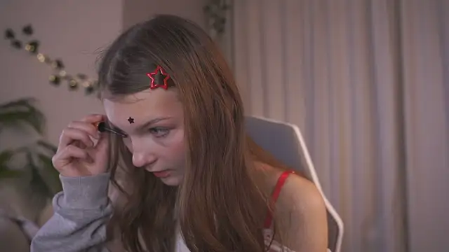 CindyGarrison online show from October 19, 2025, 12:55 am