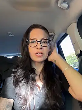 BeautifulMesss online show from October 10, 2025, 2:38 pm