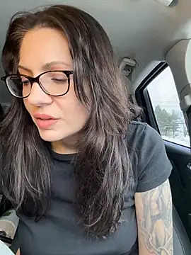 BeautifulMesss online show from February 3, 2026, 3:39 pm